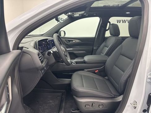 New 2026 Chevrolet Traverse LT w/ Sun and Wheel Package image 23