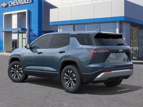 New 2026 Chevrolet Equinox LT AWD/4WD image 3