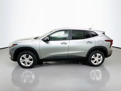 New 2026 Chevrolet Trax LS image 5