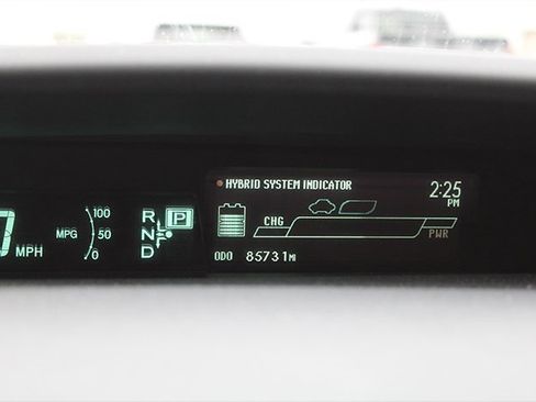 Used 2014 Toyota Prius Four image 9