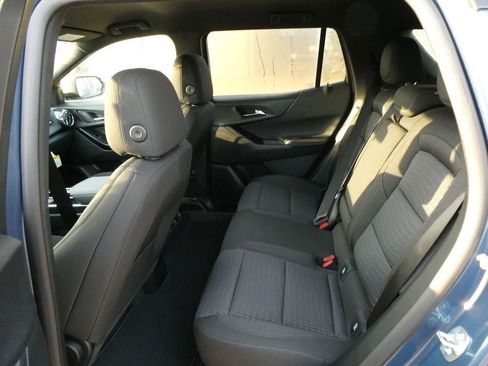 New 2027 Chevrolet Equinox LT AWD/4WD image 13