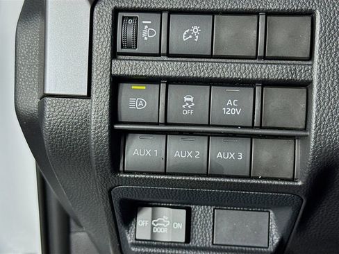 New 2025 Toyota Tacoma TRD Off-Road image 13