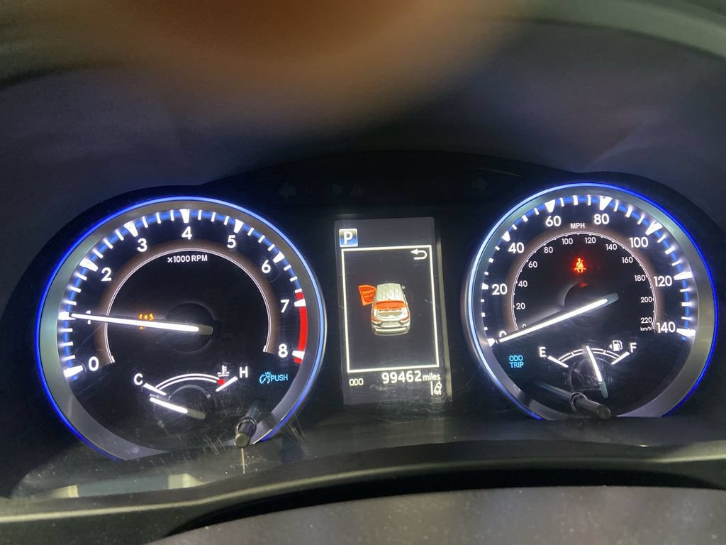 Used 2019 Toyota Highlander XLE AWD/4WD image 12