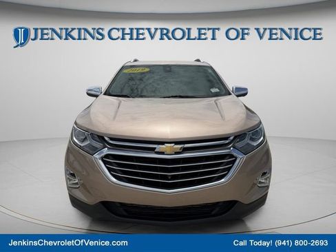 Used 2019 Chevrolet Equinox Premier FWD image 12