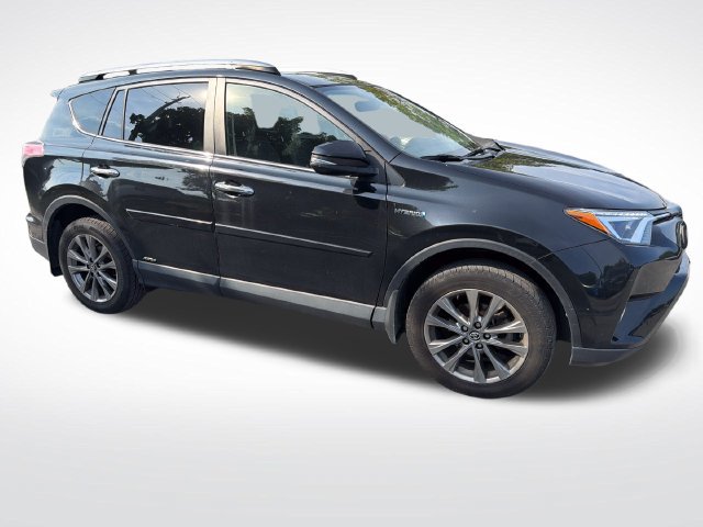 Used 2017 Toyota RAV4 Limited w/ Protection Package AWD/4WD image 7