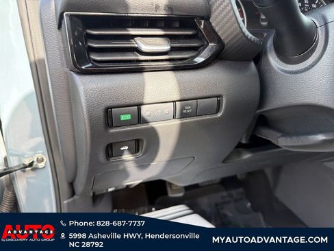 Used 2025 Nissan Sentra SV FWD image 12
