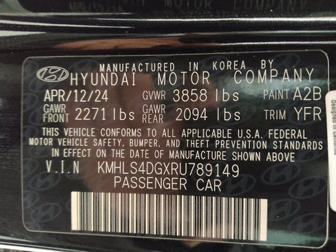 Used 2024 Hyundai Elantra SEL w/ Convenience Package image 33