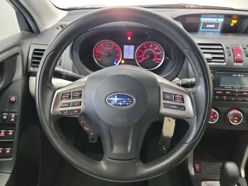 Used 2015 Subaru Forester 2.5i Premium w/ All-Weather Package AWD/4WD image 17
