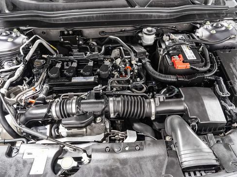 Used 2018 Honda Accord EX image 28