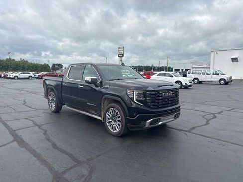 Used 2023 GMC Sierra 1500 Denali Ultimate AWD/4WD image 7