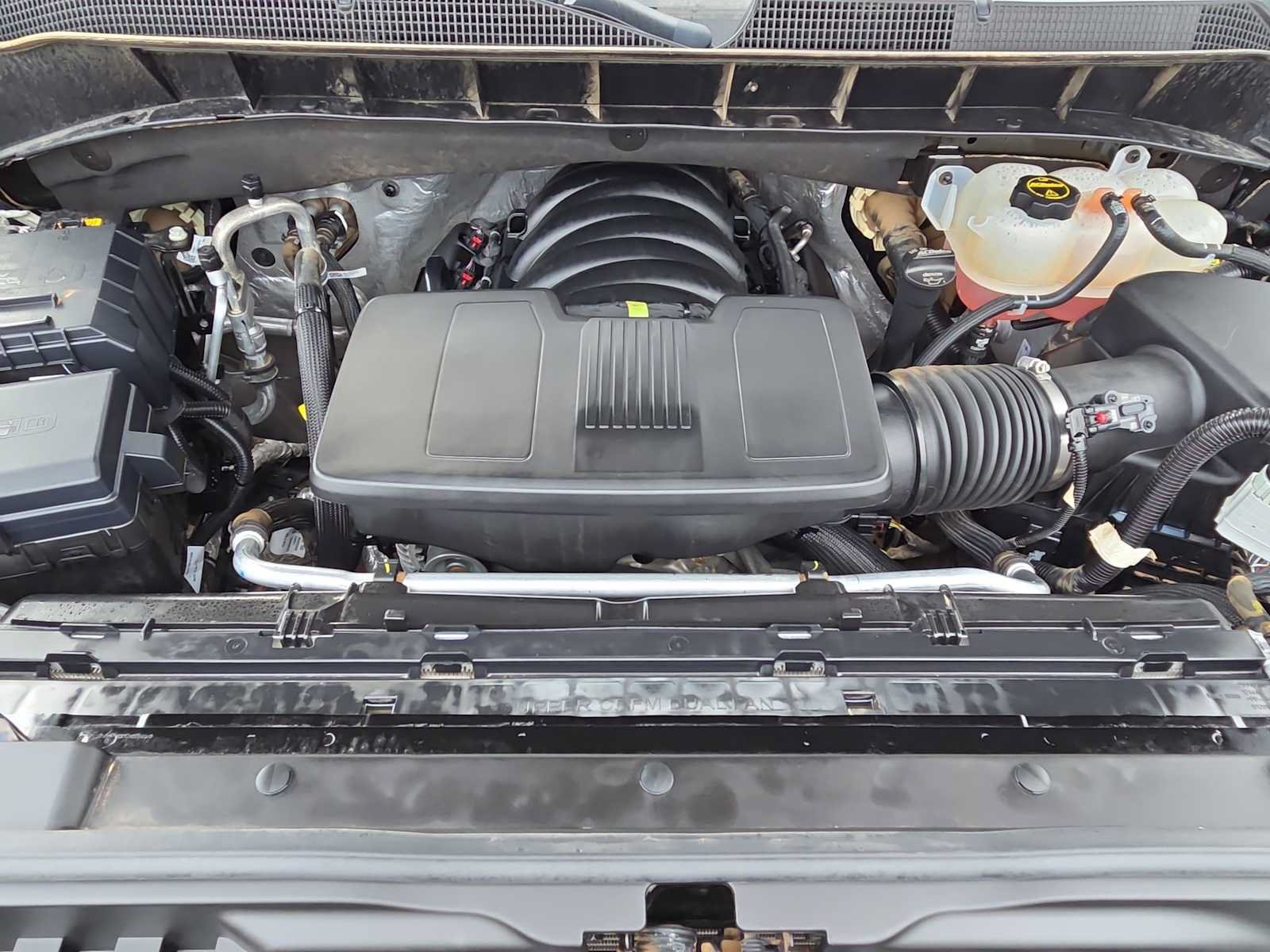 Used 2025 Chevrolet Silverado 1500 RST w/ Rally Edition AWD/4WD image 14