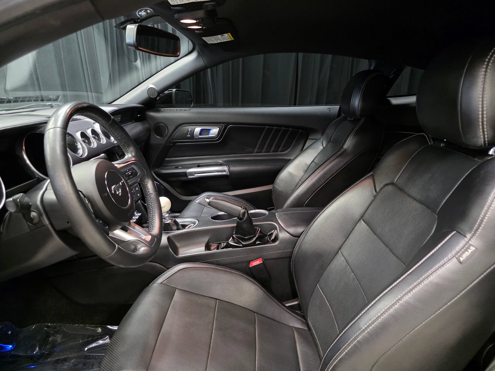 Used 2018 Ford Mustang GT Premium w/ GT Performance Package RWD image 18