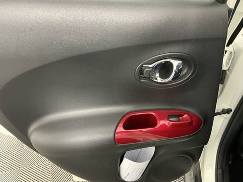 Used 2016 Nissan Juke SL image 9