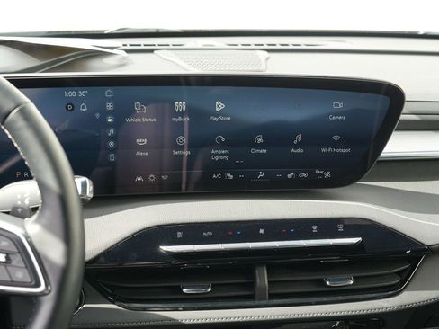 Used 2025 Buick Enclave Preferred image 22