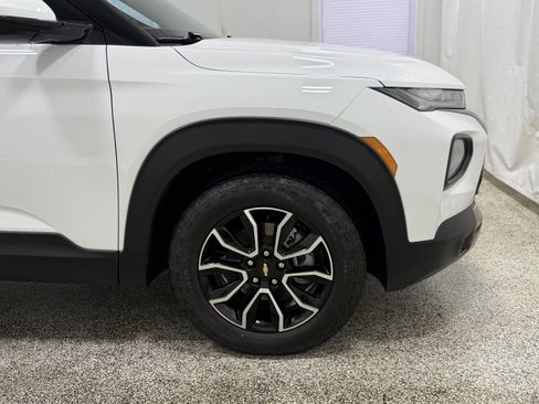 Certified 2023 Chevrolet TrailBlazer ACTIV image 30