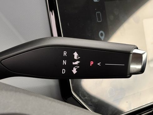 New 2027 Chevrolet Bolt LT w/ Comfort Package FWD image 14