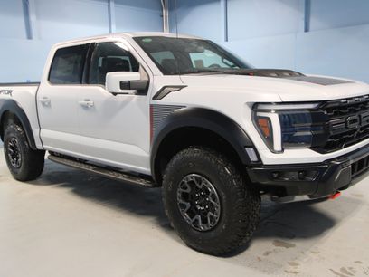 New 2025 Ford F150 Raptor w/ Equipment Group 803A Raptor R