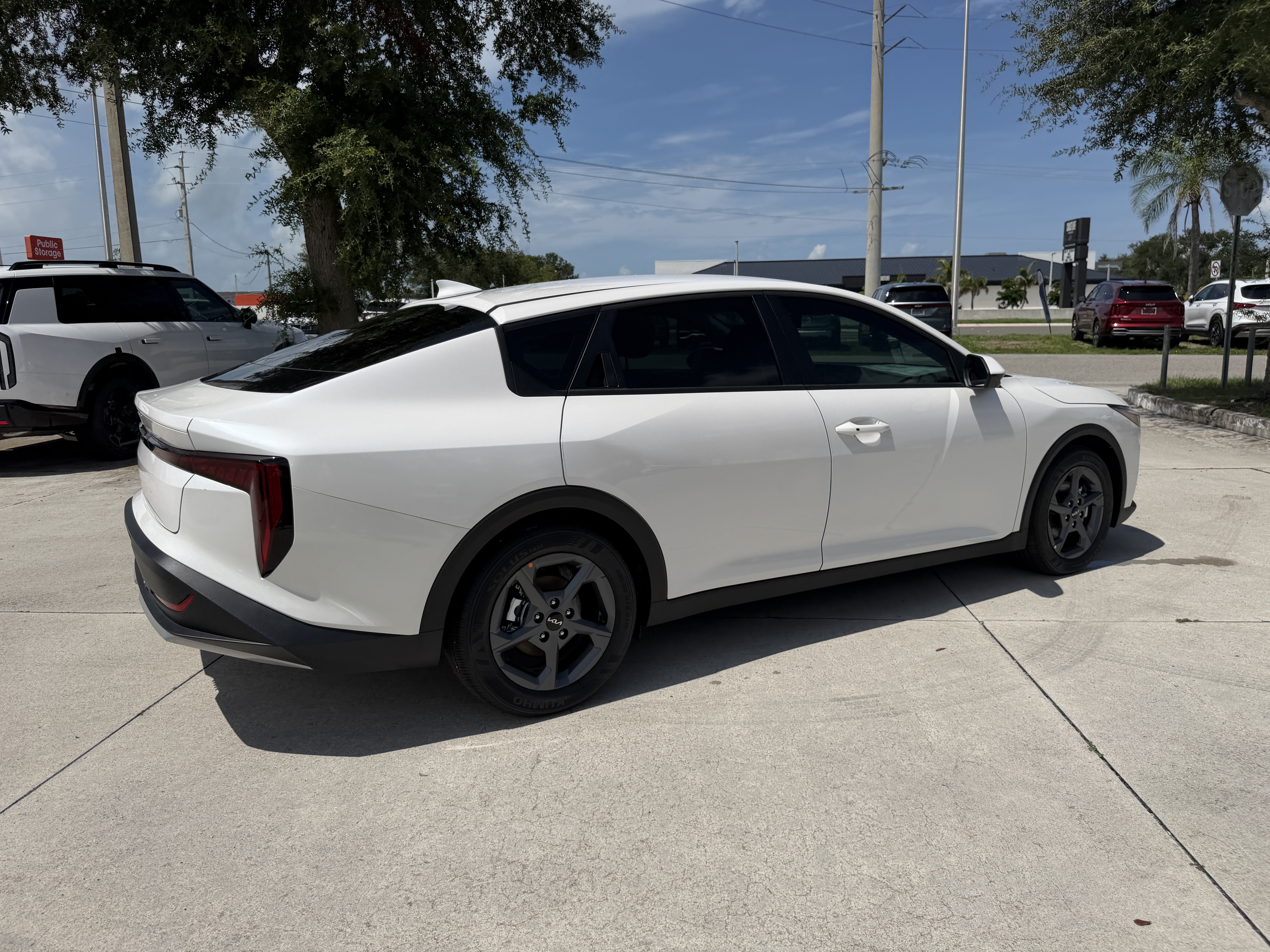 New 2026 Kia K4 FWD image 3
