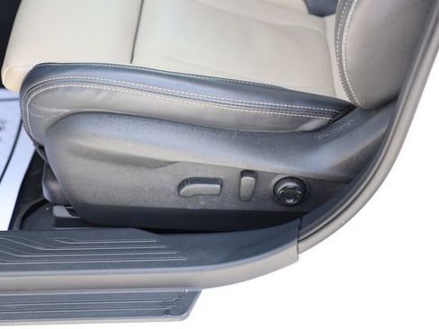 Certified 2024 Subaru Outback Limited AWD/4WD image 19