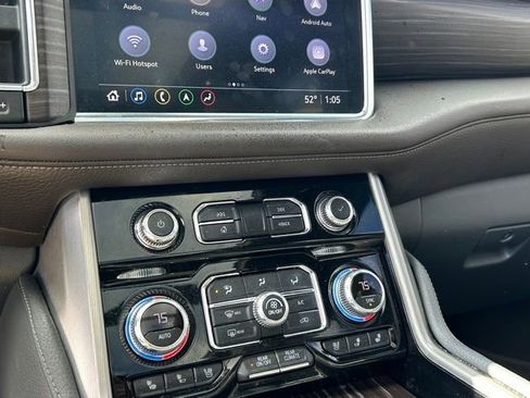 Used 2021 GMC Yukon XL Denali image 24