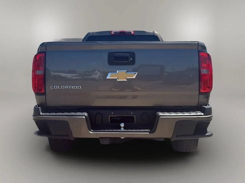 Used 2015 Chevrolet Colorado W/T w/ WT Convenience Package RWD image 6