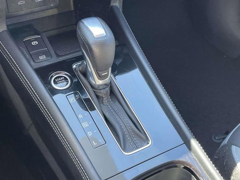 Used 2022 Nissan Kicks SR w/ Premium Package image 23