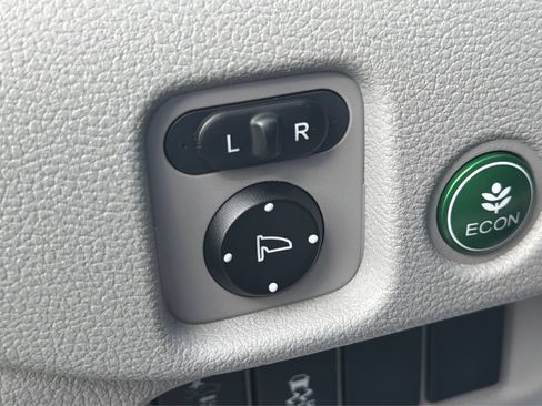 Used 2019 Honda Pilot EX image 38