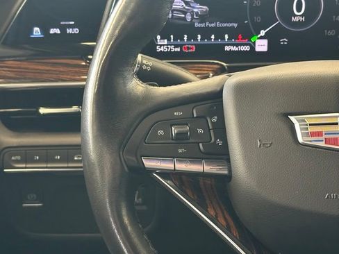 Used 2022 Cadillac Escalade ESV Premium Luxury AWD/4WD image 10