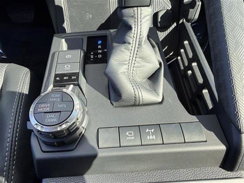 Used 2025 Toyota 4Runner TRD Off-Road Premium image 22