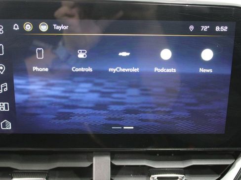 Used 2025 Chevrolet Equinox LT FWD image 46