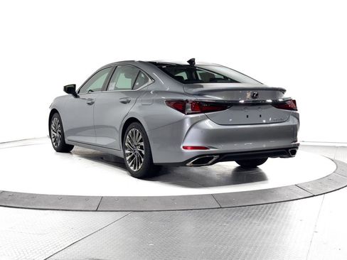 New 2025 Lexus ES 350 Ultra Luxury image 9