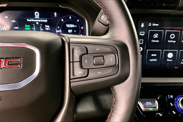 Used 2025 GMC Sierra 2500 AT4X AWD/4WD image 28