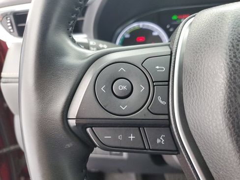 Used 2024 Toyota Venza LE AWD/4WD image 23