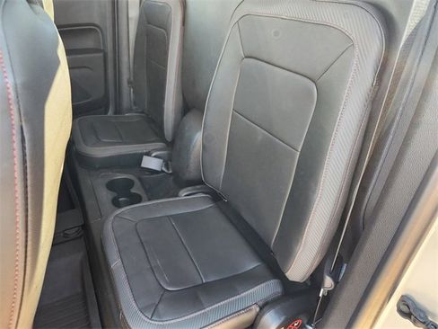 Used 2018 GMC Canyon All Terrain w/ Trailering Package image 13