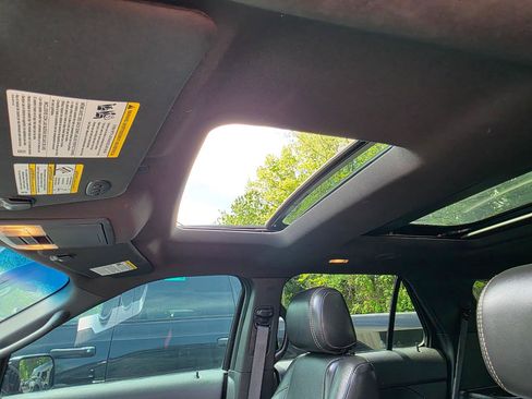 Used 2015 Ford Explorer Sport w/ Equipment Group 401A image 44