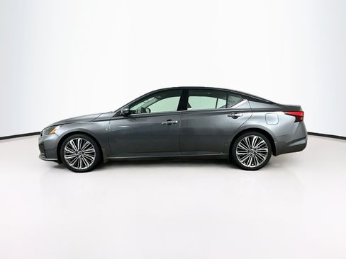 Used 2023 Nissan Altima 2.5 SL FWD image 4