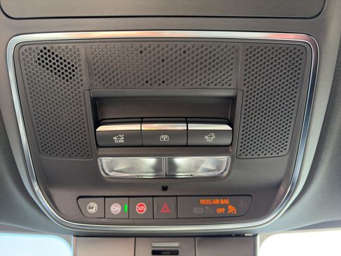 New 2026 Buick Enclave Avenir w/ Super Cruise Package FWD image 26