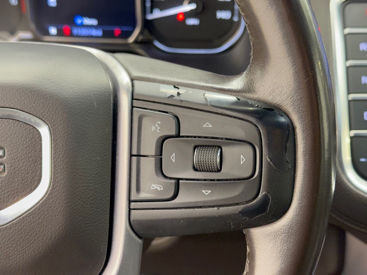 Used 2021 GMC Yukon XL SLT RWD image 19