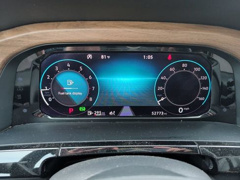 Used 2025 Volkswagen Atlas SE FWD image 15