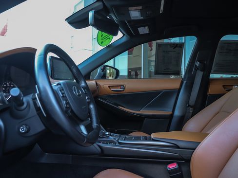 Used 2023 Lexus IS 300 IS 300 w/ Premium Package image 22