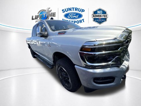 Used 2026 RAM 2500 Laramie AWD/4WD image 11