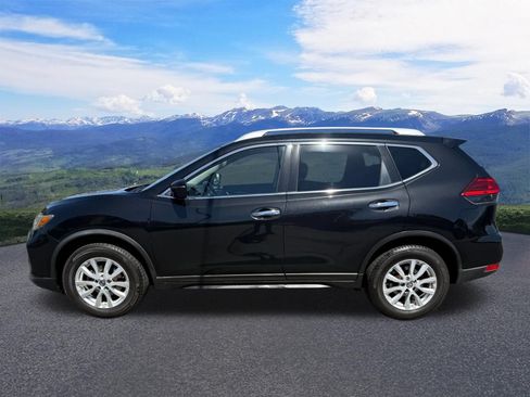 Used 2017 Nissan Rogue SV AWD/4WD image 2