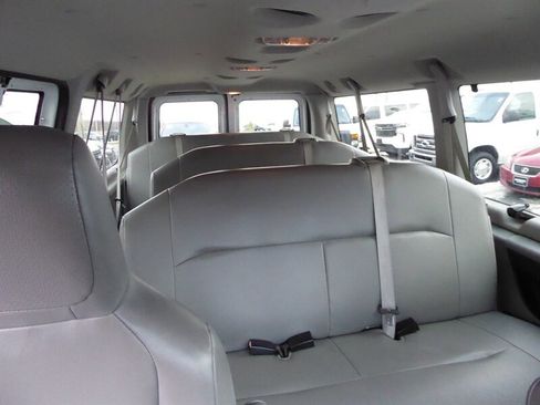 Used 2013 Ford E-350 and Econoline 350 XL w/ PWR Windows & Locks Group image 24