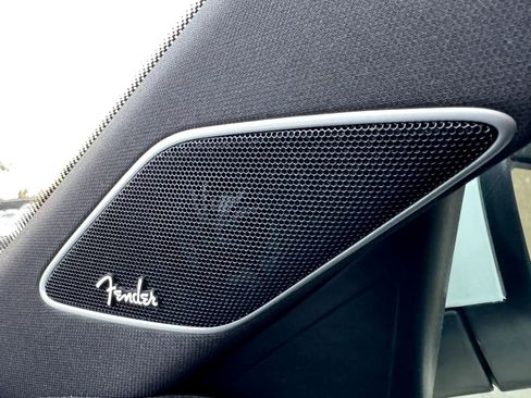 Used 2016 Volkswagen Jetta GLI SEL image 9