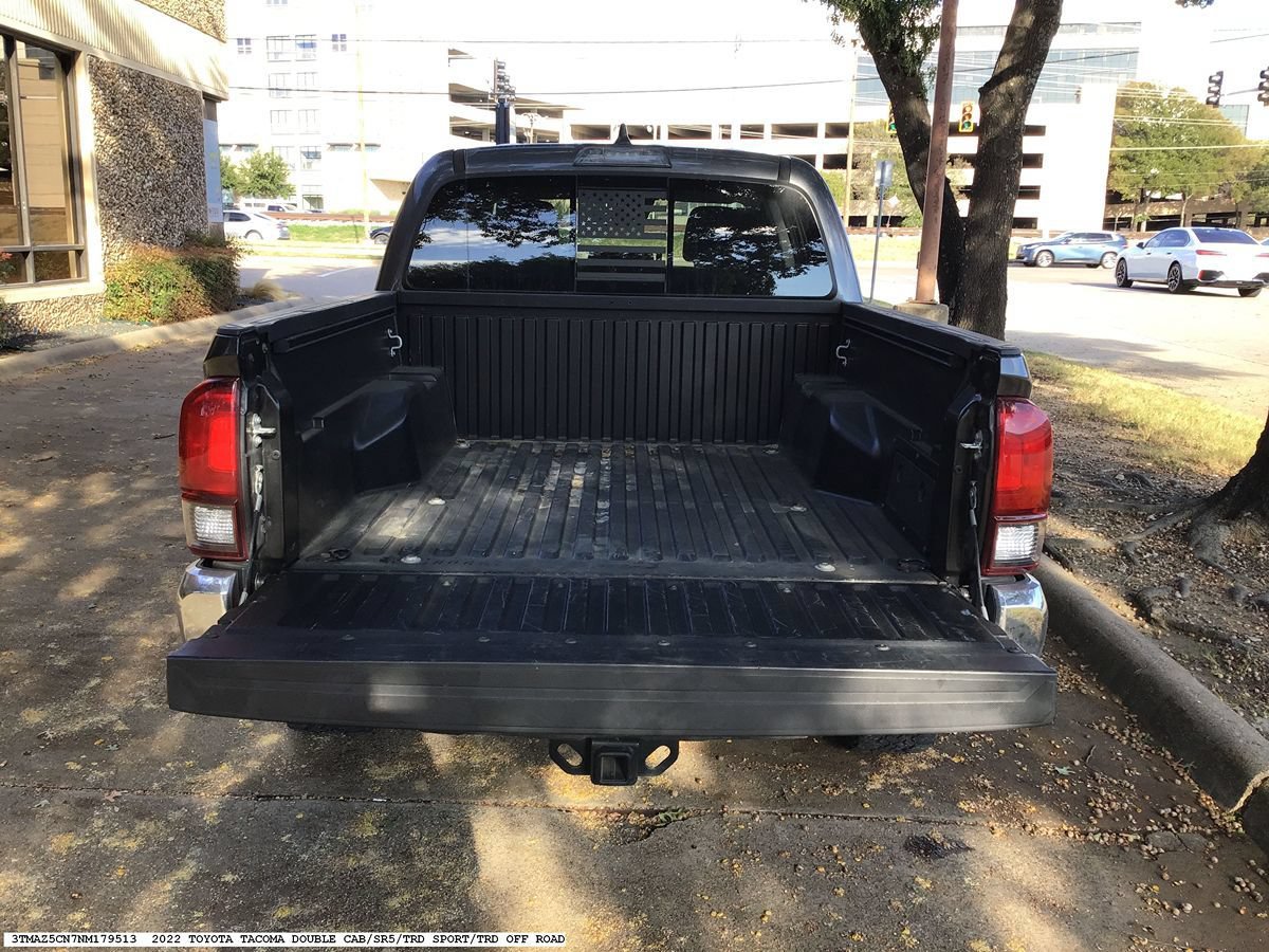 Used 2022 Toyota Tacoma SR5 RWD image 10