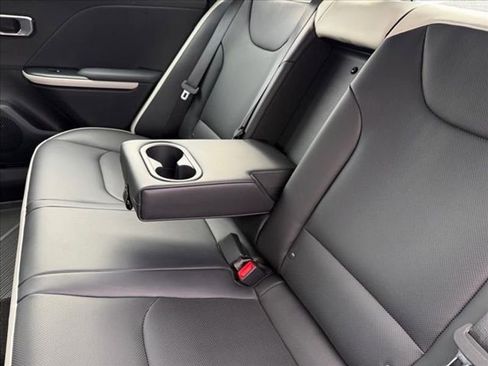 New 2025 Kia K4 GT-Line Turbo image 12