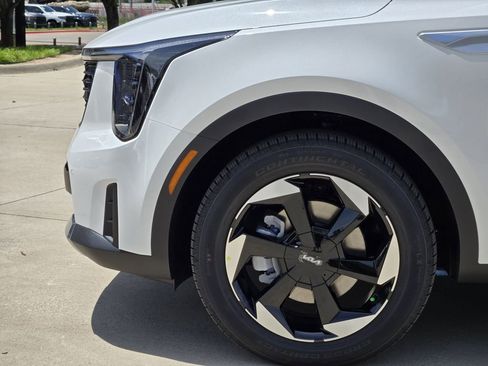 New 2026 Kia Sorento EX FWD image 5