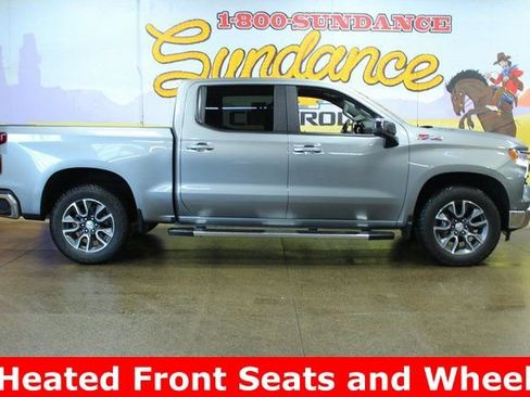 Used 2023 Chevrolet Silverado 1500 LT image 1