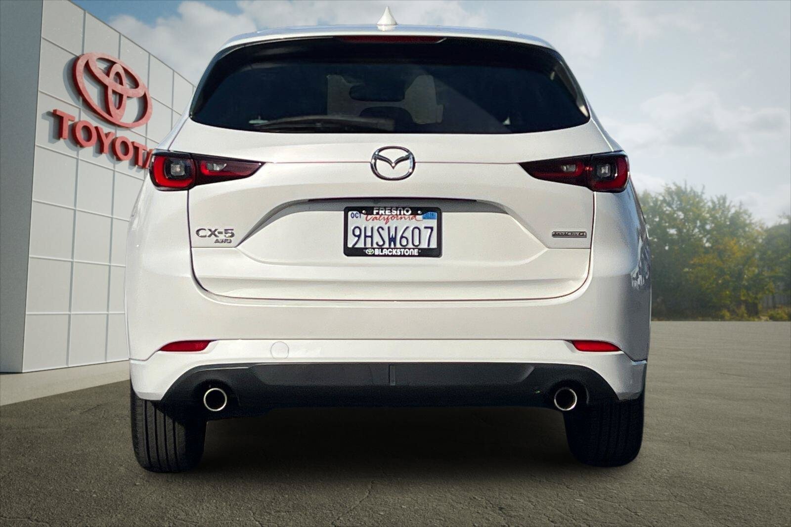 Used 2024 MAZDA CX-5 AWD 2.5 S w/ Preferred Package image 4