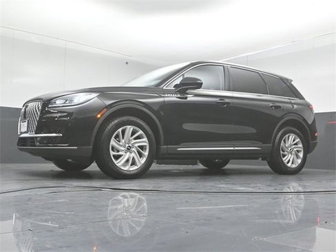 Certified 2024 Lincoln Corsair AWD image 37